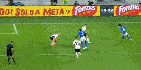 pg电子游戏-世欧预半场：波利塔诺、雷特吉造险，意大利暂0-0爱沙尼亚