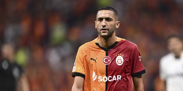 PG电子官网-尚可一战？邮报评自由球员最佳阵：齐耶赫、富安健洋、张伯伦在列