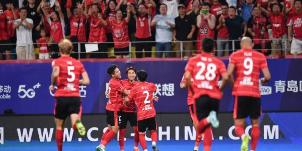中超形势：蓉城2分领跑！申花跌第3+国安掉队，前4名下轮直接对话