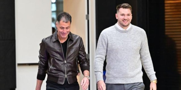 pg游戏-湖人四处追求中锋！罗威+亚当斯成目标，难获特纳？