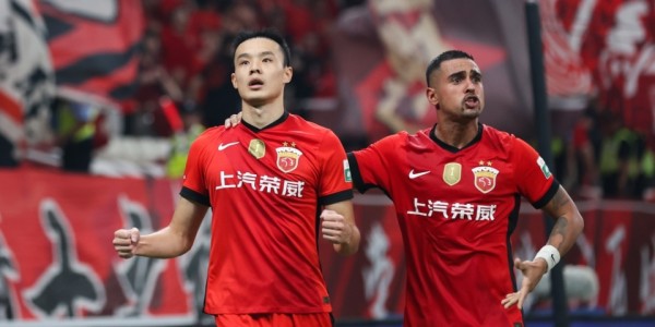 中超形势：蓉城2分领跑！申花跌第3+国安掉队，前4名下轮直接对话